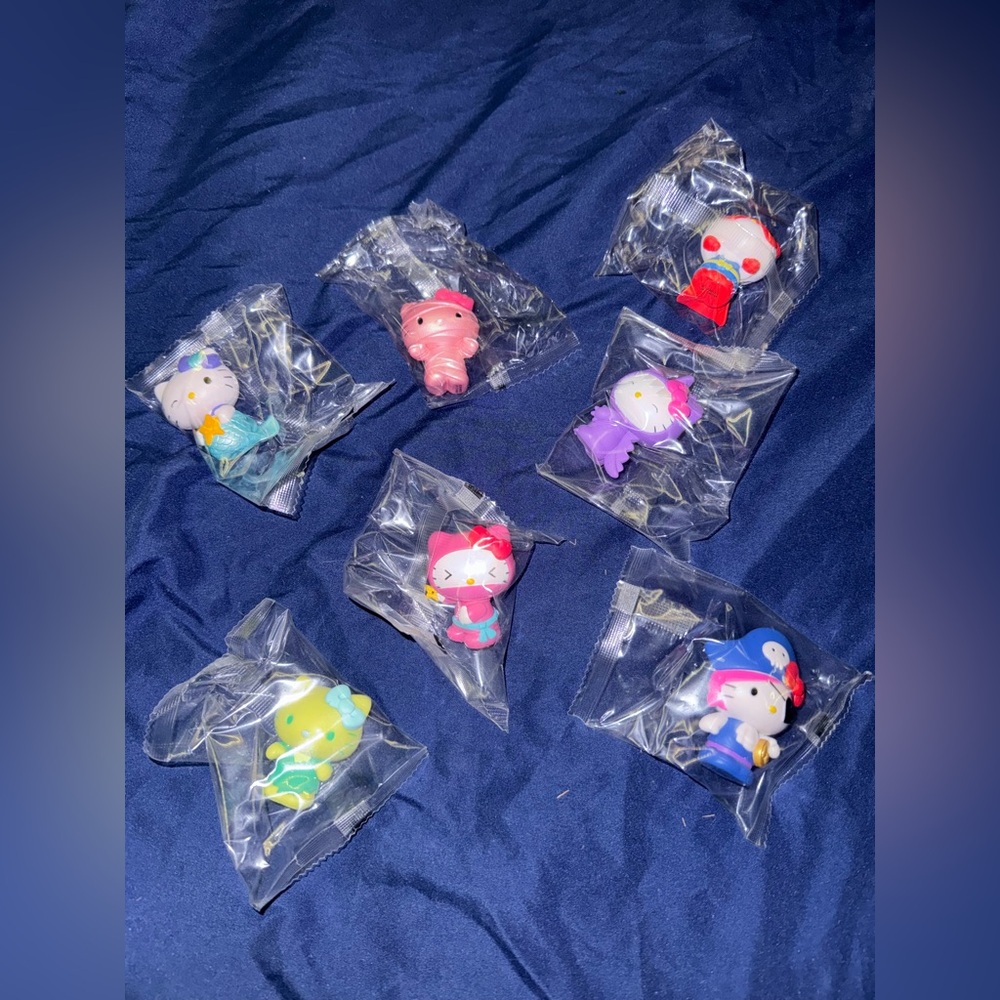 Hello Kitty Costume Figurines